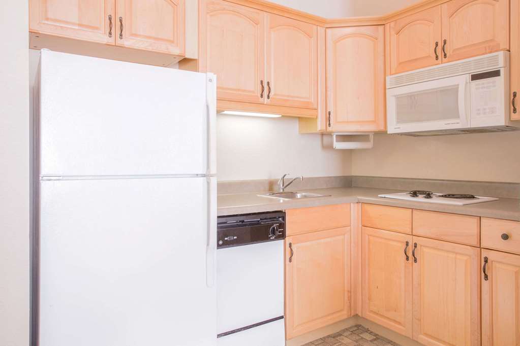 Hawthorn Extended Stay by Wyndham Conyers - photo 13