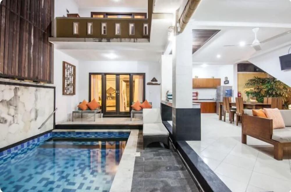 Smv 3Brpol Jmpirng 3Br Private Pool Walk To Beach And Shops Legian in Legian, Indonesia