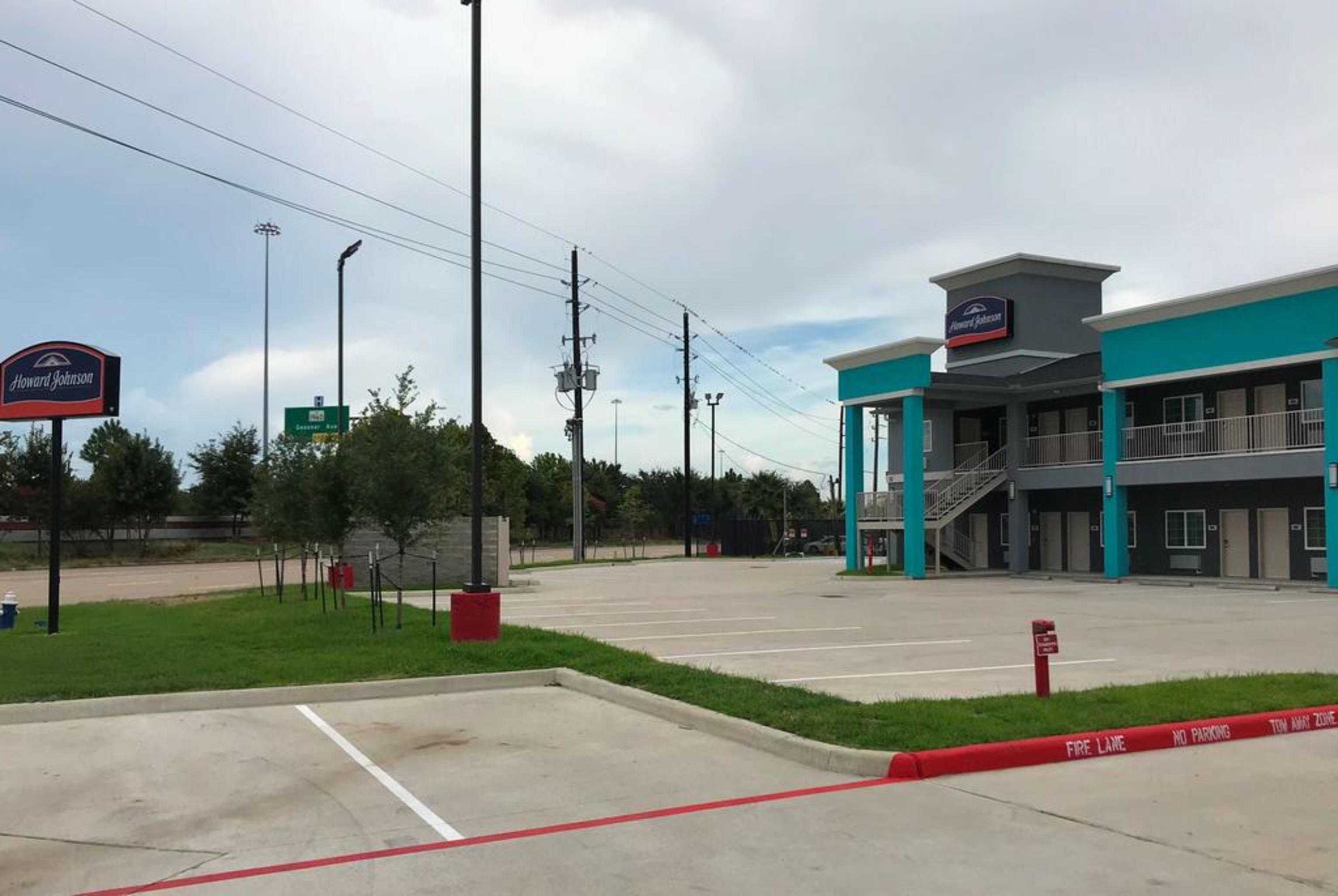 Americas Best Value Inn Houston Willowbrook - photo 46