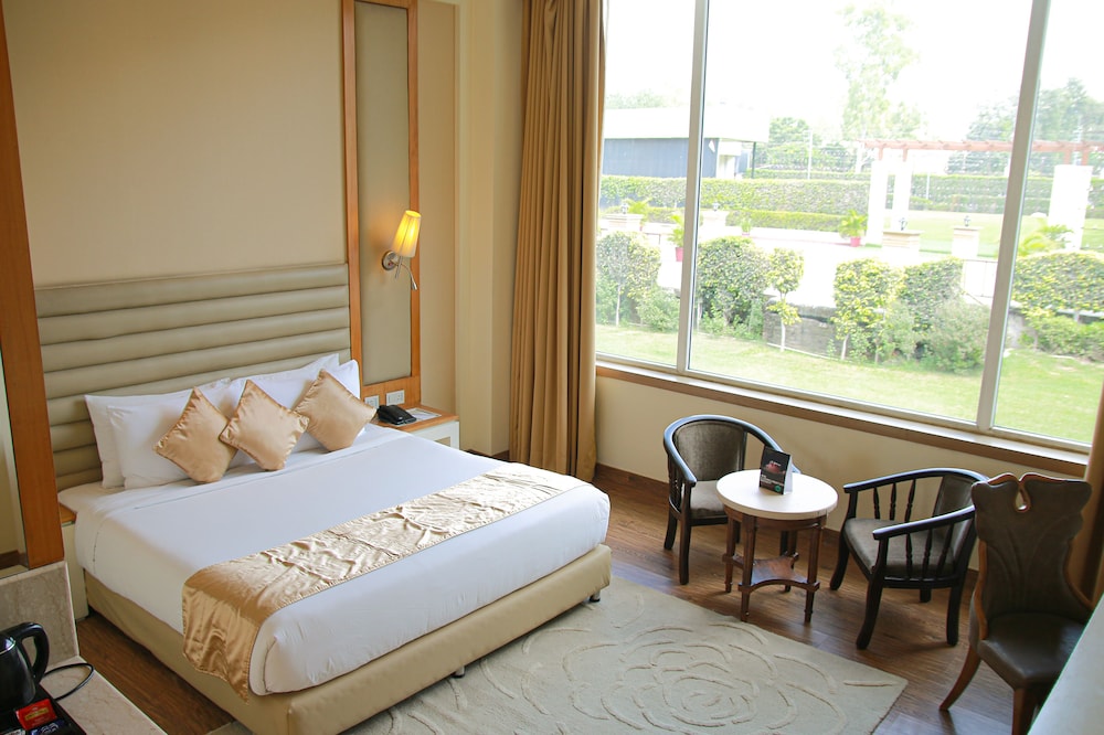Opulent By Udman Hotels and Resorts — 4-Star Luxury Hotel in New Delhi, India