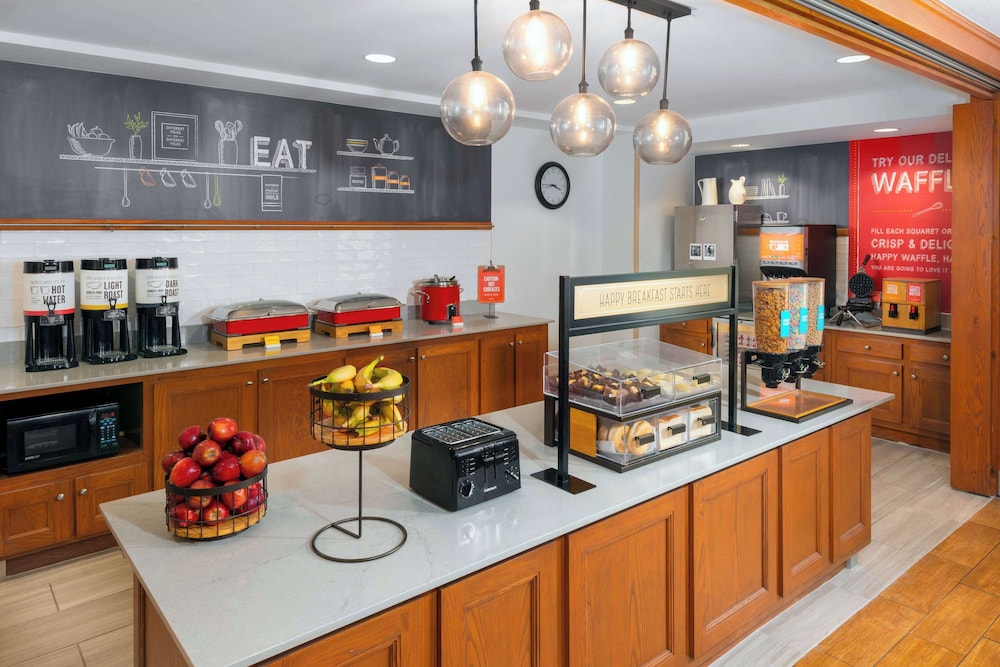 Hampton Inn & Suites Murfreesboro - photo 34