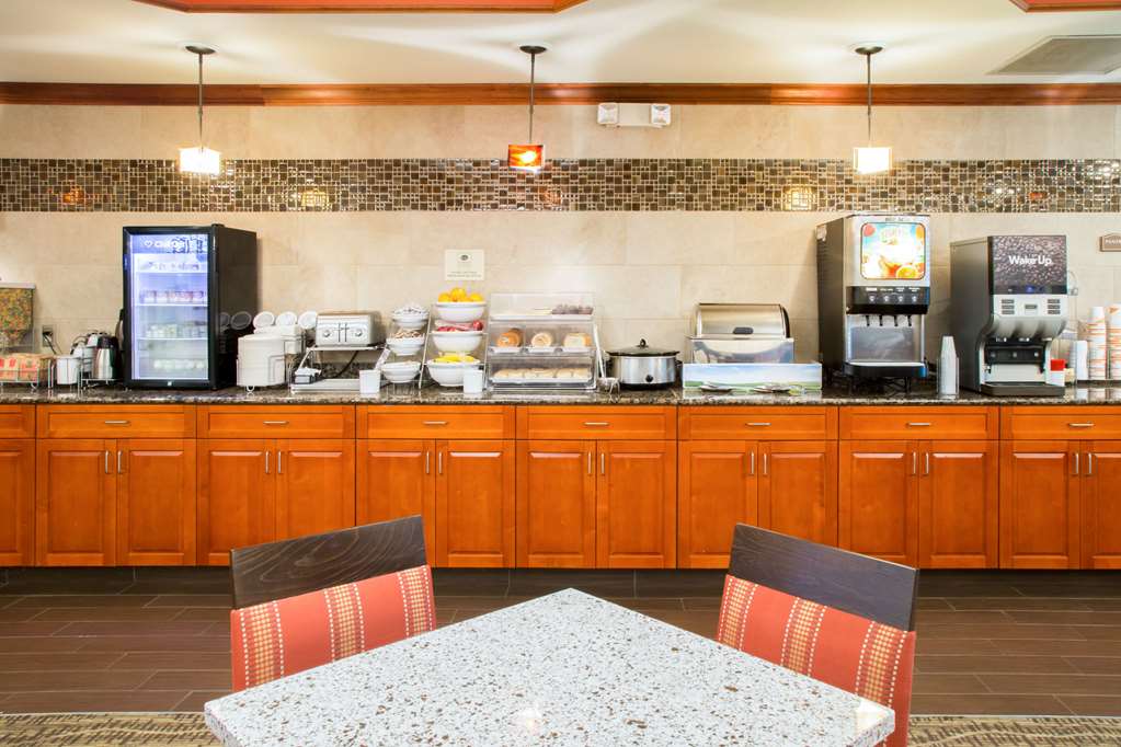 Comfort Suites Grand Rapids South - photo 41
