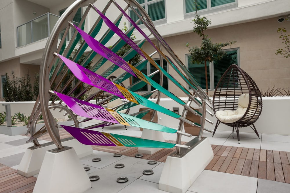 Resort Style Suites in Downtown LA - photo 57