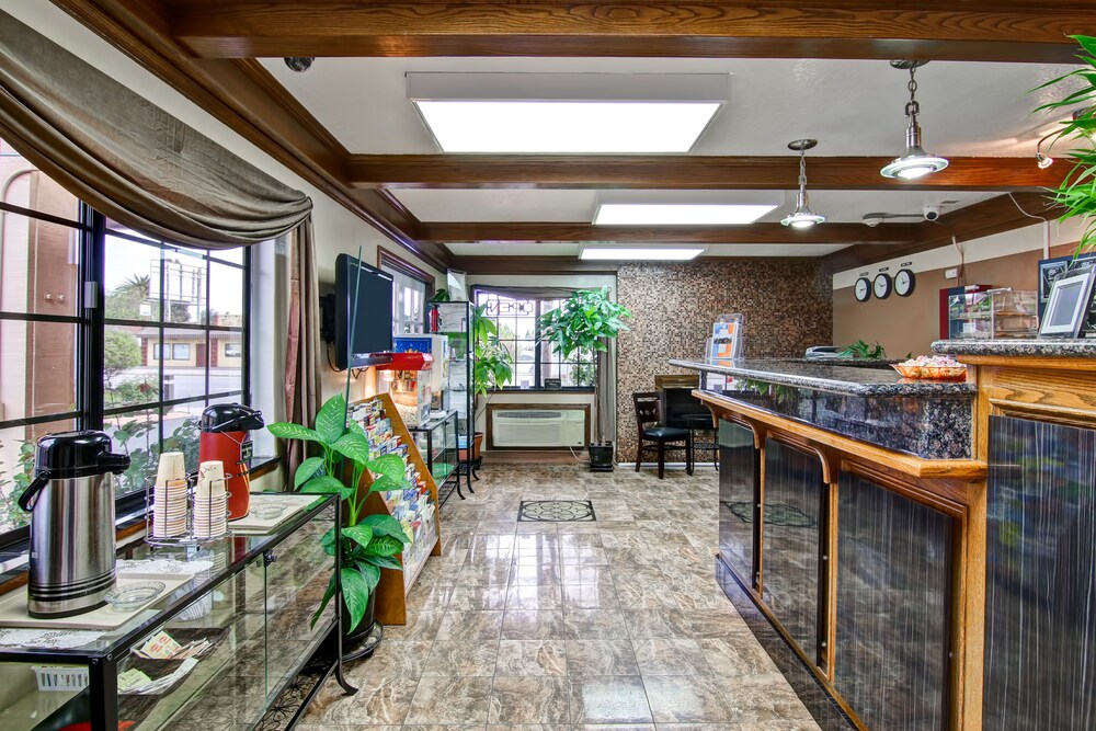 Pacific Inn of Redwood City - photo 4