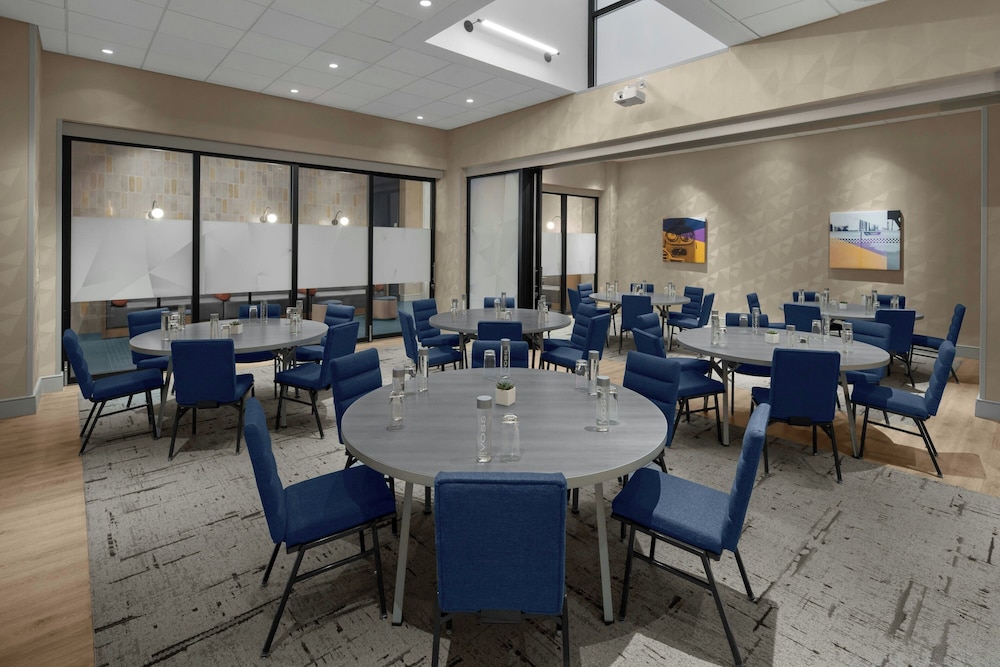Courtyard by Marriott New York World Trade Center Area - photo 38