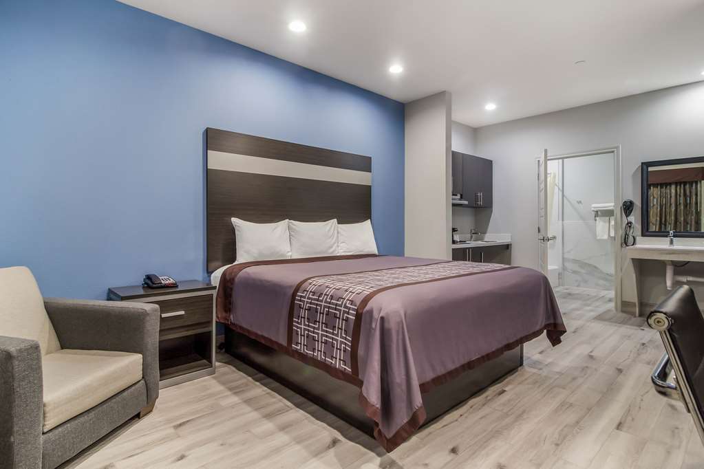 Studio 6 Deer Park TX - photo 7