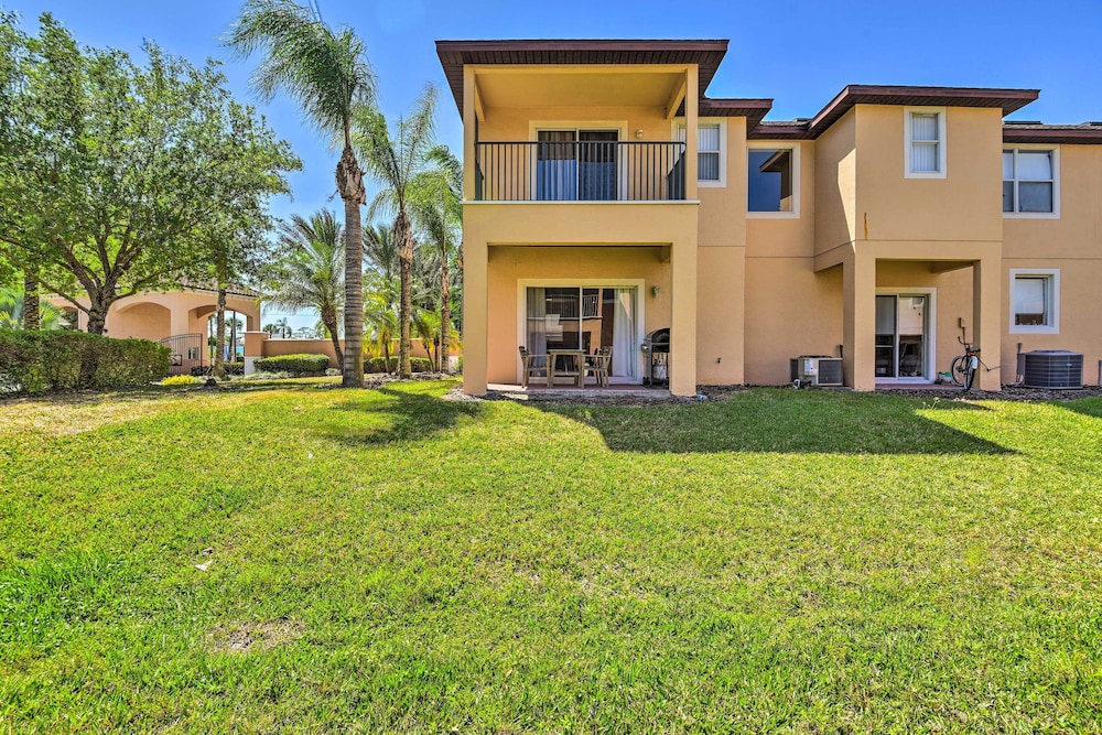 Cozy Resort Townhome w Gas Grill 3 Mi to Disney - photo 37