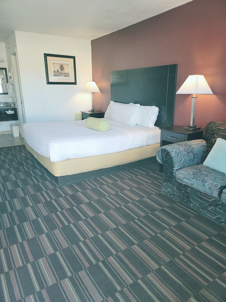 Ranger Inn - photo 6