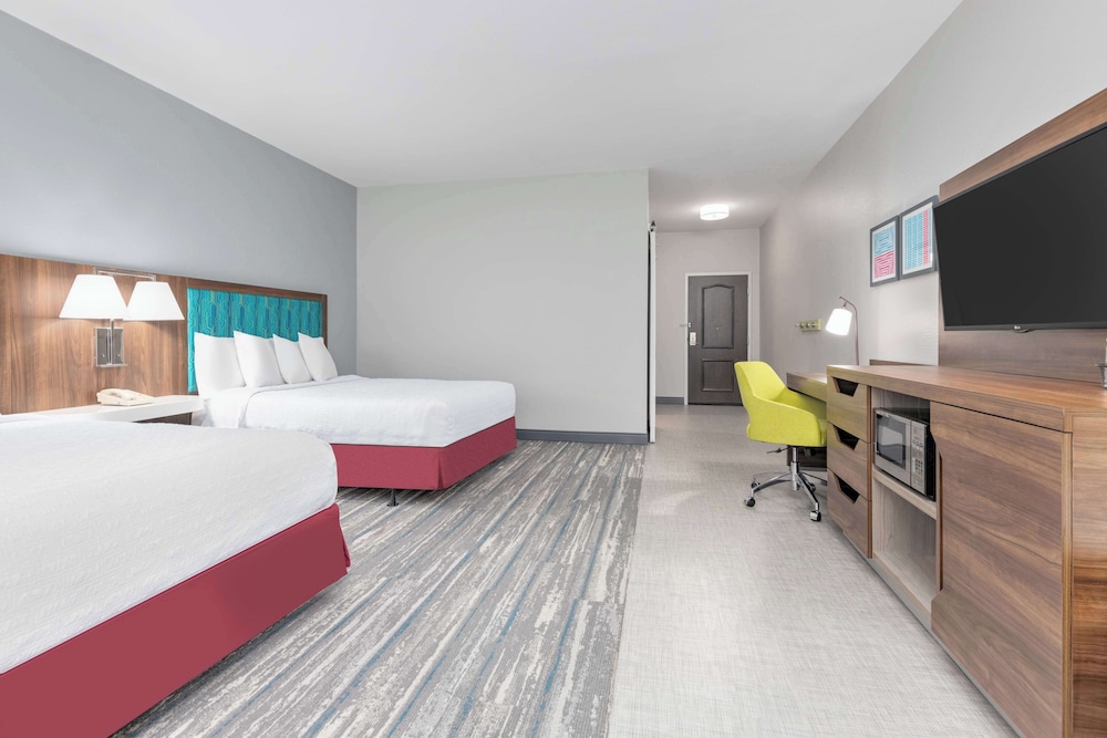 Hampton Inn & Suites Lake Jackson Clute - photo 14