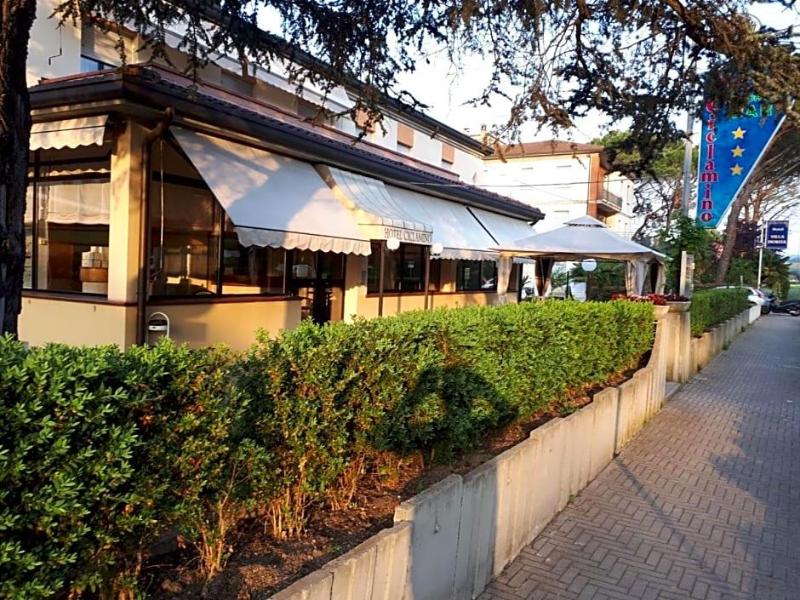 Hotel Ciclamino — hotel in Riolo Terme
