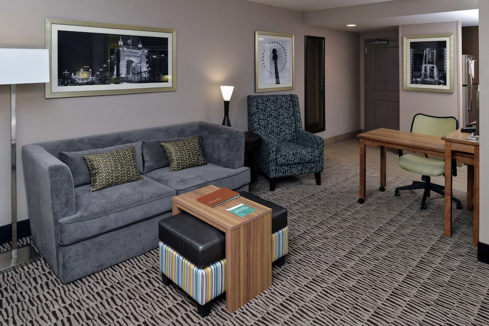 Homewood Suites By Hilton Cincinnati Mason - photo 15