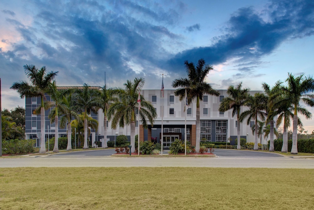Hampton Inn & Suites Sarasota Bradenton Airport FL - photo 113