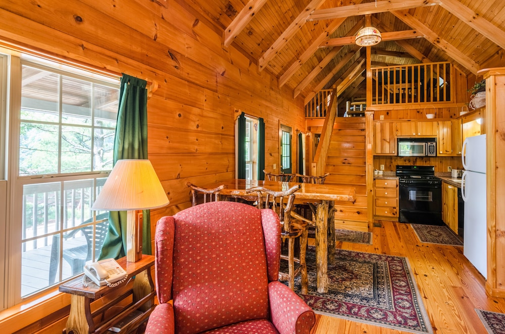 Highland Hills Motel and Cabins A Master Hosts Resort - photo 25