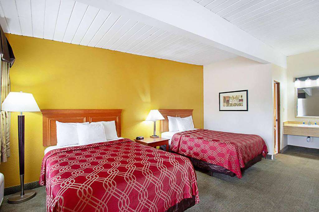 Travelodge by Wyndham Appleton - photo 5