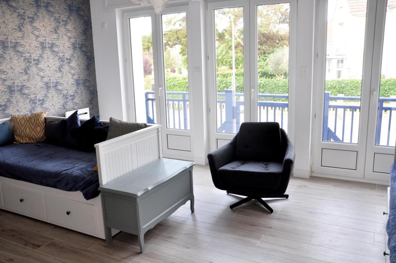 Grande Maison a Deux Pas de la Mer — 4-Star Luxury Hotel in Bray-Dunes, France