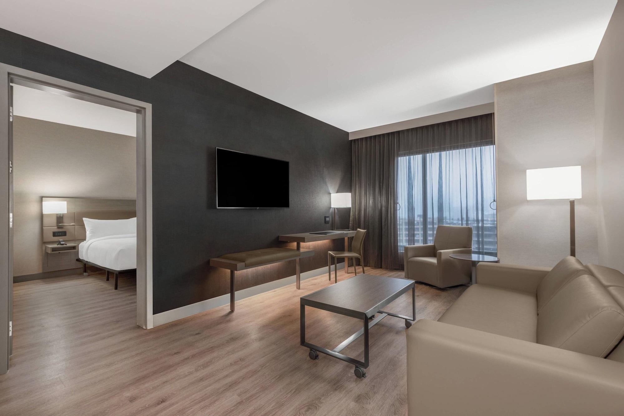 AC Hotel by Marriott Atlanta Midtown - photo 27