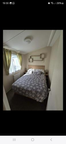 8 berth caravan Martello Beach Clacton in Clacton-On-Sea, United Kingdom