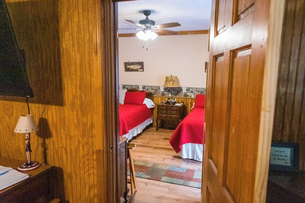 Mountain Aire Cottages & Inn - photo 90