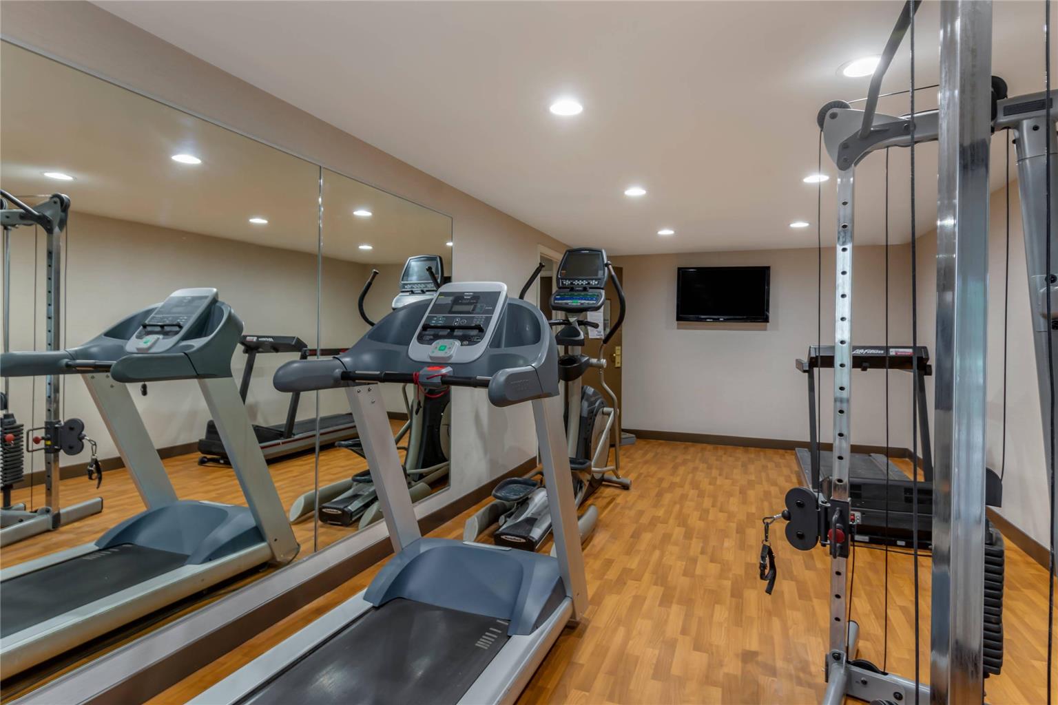 Comfort Inn Petersburg Fort Lee Area - photo 25
