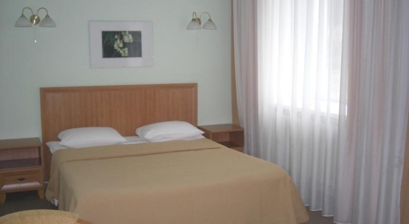 Sanatoriy Demidkovo — hotel in Polazna