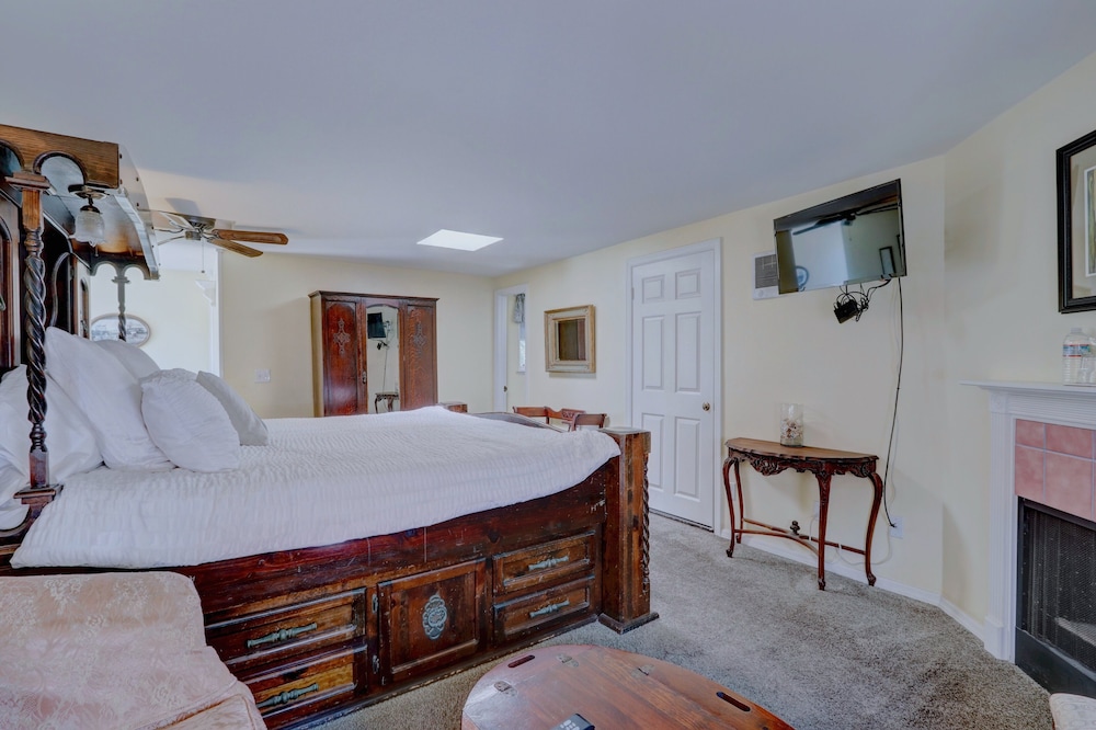 Pelican Cove Inn - photo 37