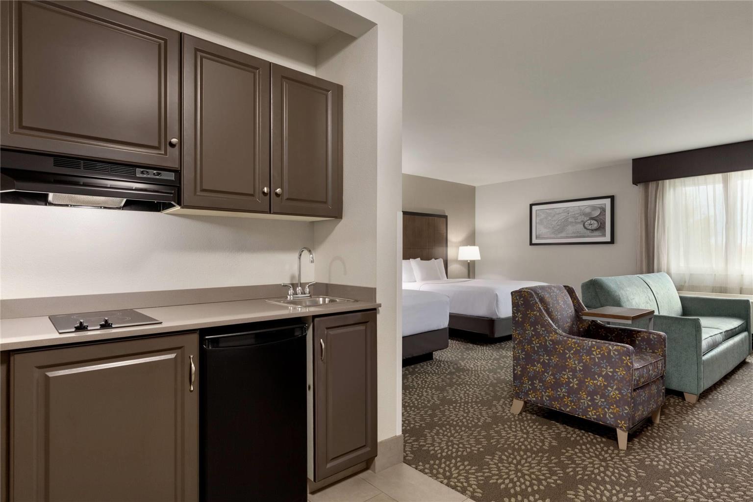 La Quinta Inn & Suites by Wyndham Fairbanks Airport - photo 24