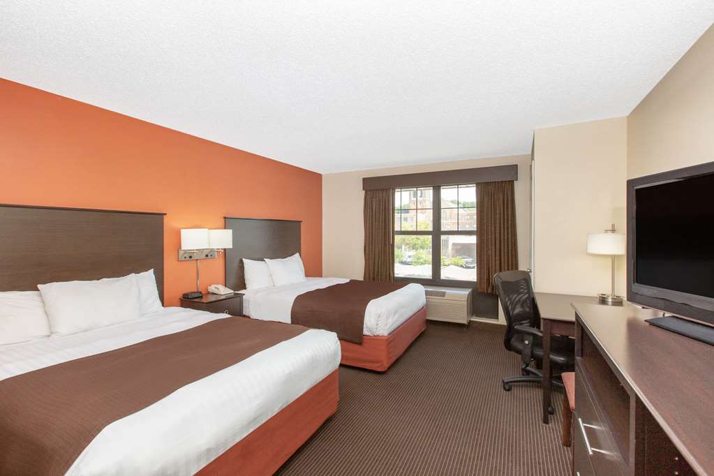 AmericInn by Wyndham Ottumwa - photo 10