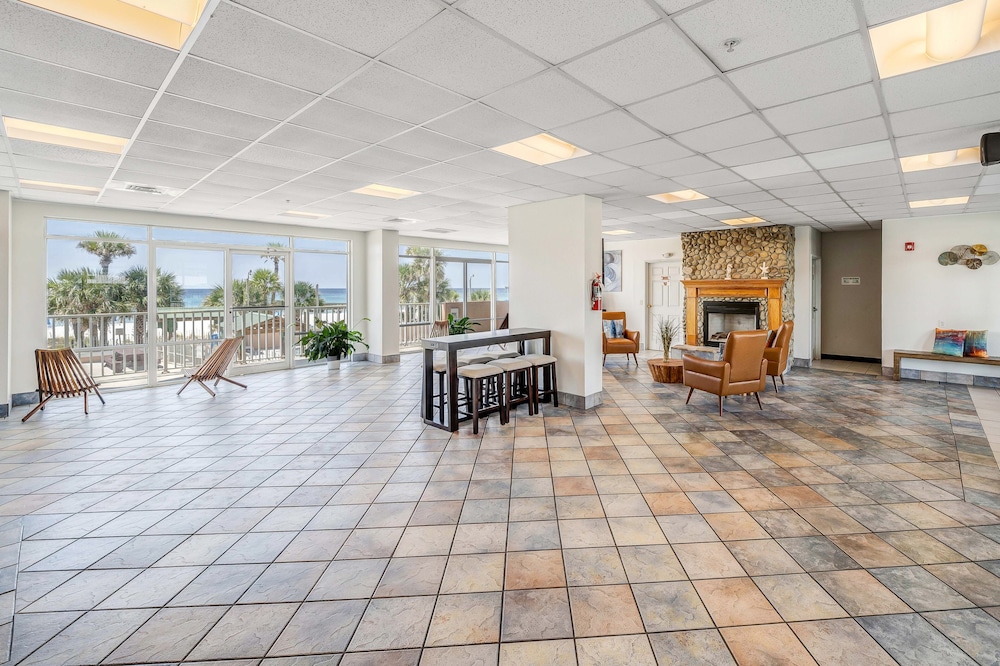Holiday Terrace Beachfront Hotel a By The Sea Resort - photo 19