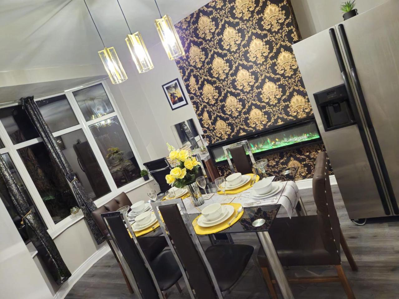 Number 1 Preston Stays — 4-Star Luxury Hotel in Preston, United Kingdom