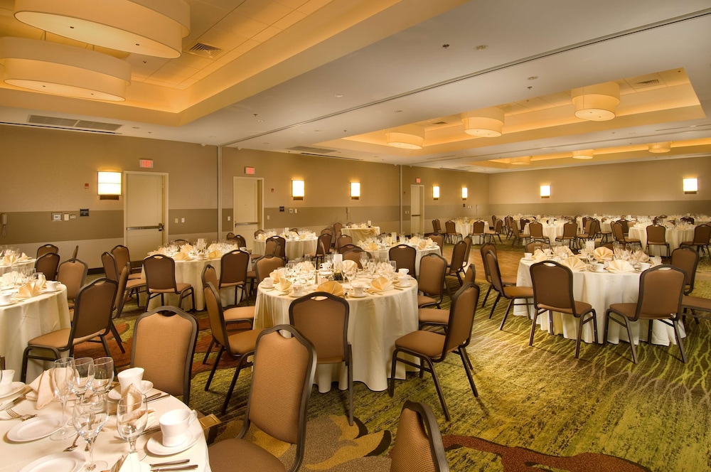 DoubleTree by Hilton Sterling Dulles Airport - photo 54