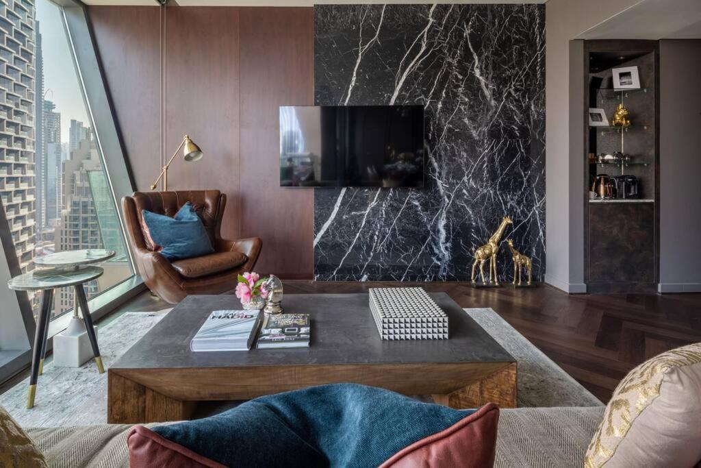 Frank Porter Burj Vista — 4-Star Luxury Hotel in Dubai, United Arab Emirates