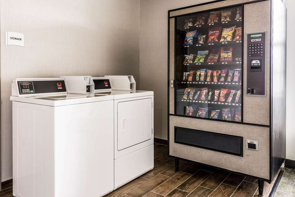 Quality Inn Grove City Columbus South - photo 27