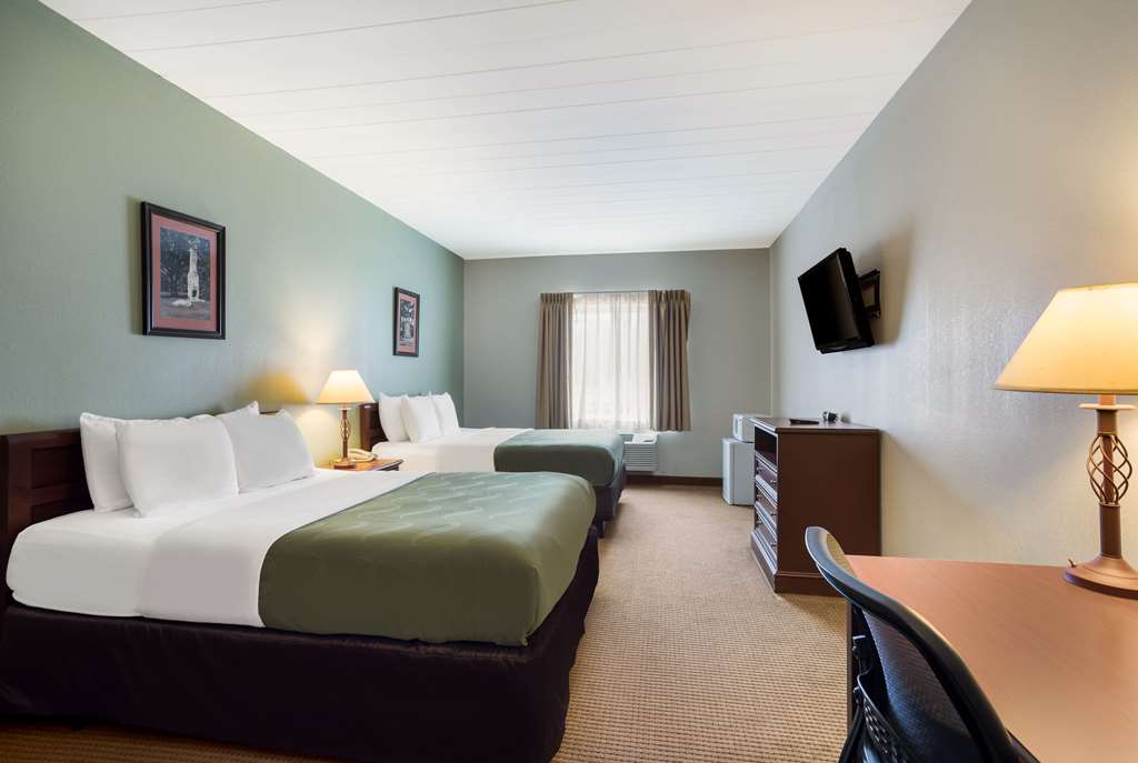 Quality Inn & Suites Monterey I 40 - photo 17