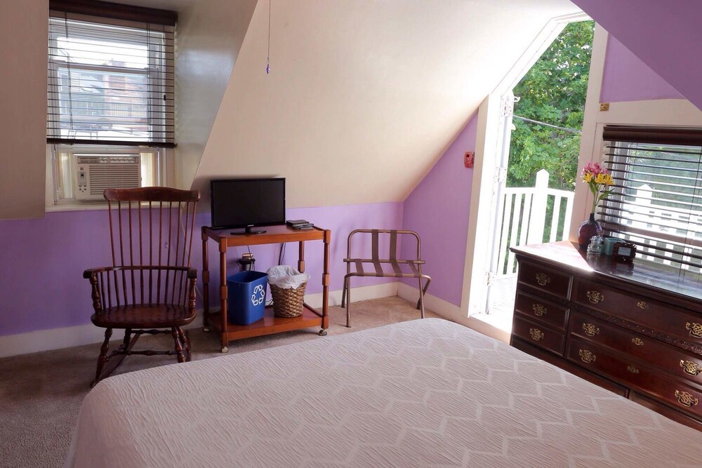 Stepping Stone Inn - photo 13