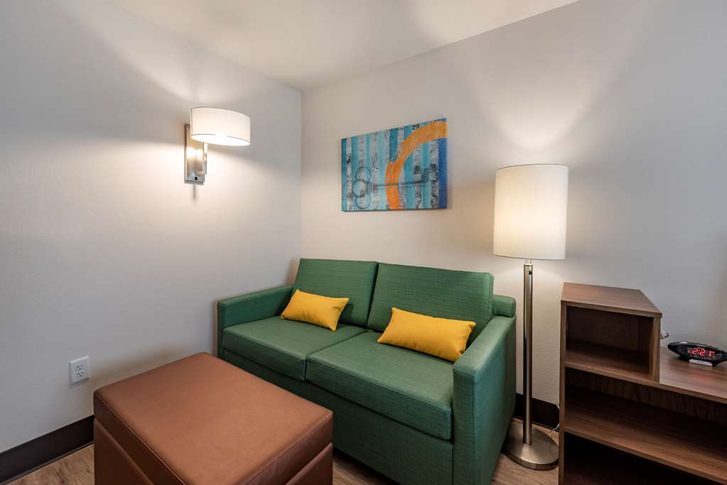 MainStay Suites Colorado Springs East Medical Center Area - photo 22