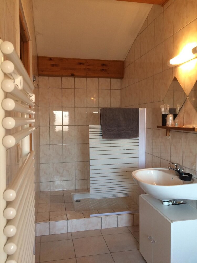 Hotel La Dolce Vita — Saint Clair Du Rhone
