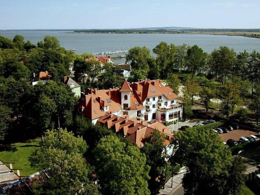 Dworek Morski Mielno in Mielno, Poland