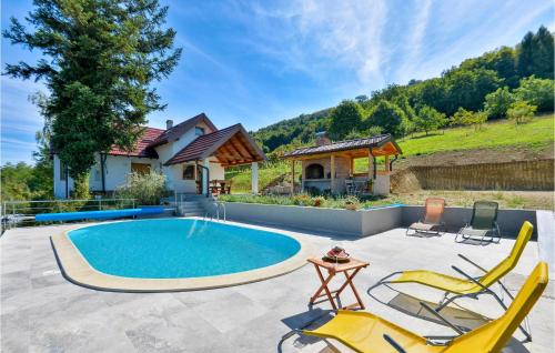 3 Bedroom Beautiful Home In Piscanovec — 4-Star Luxury Hotel in Varazdinske Toplice, Croatia