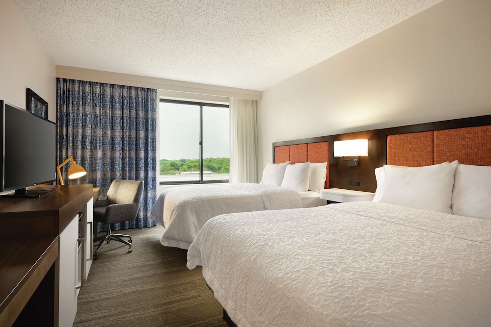 Hampton Inn & Suites Dallas Mesquite - photo 9