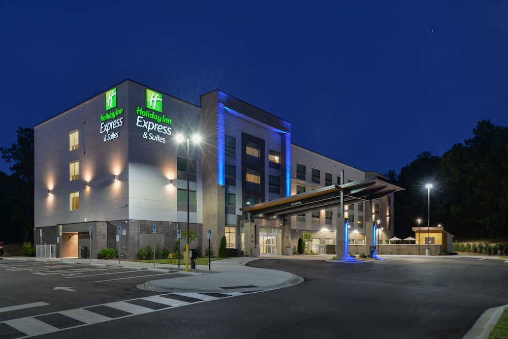 Holiday Inn Express & Suites Charlotte Ballantyne by IHG - photo 27