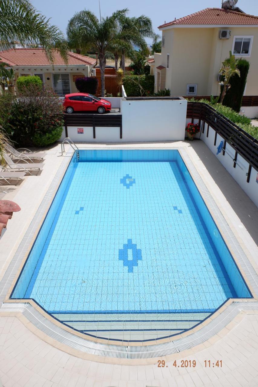 Sunset Villa Private Complex Heated Pool