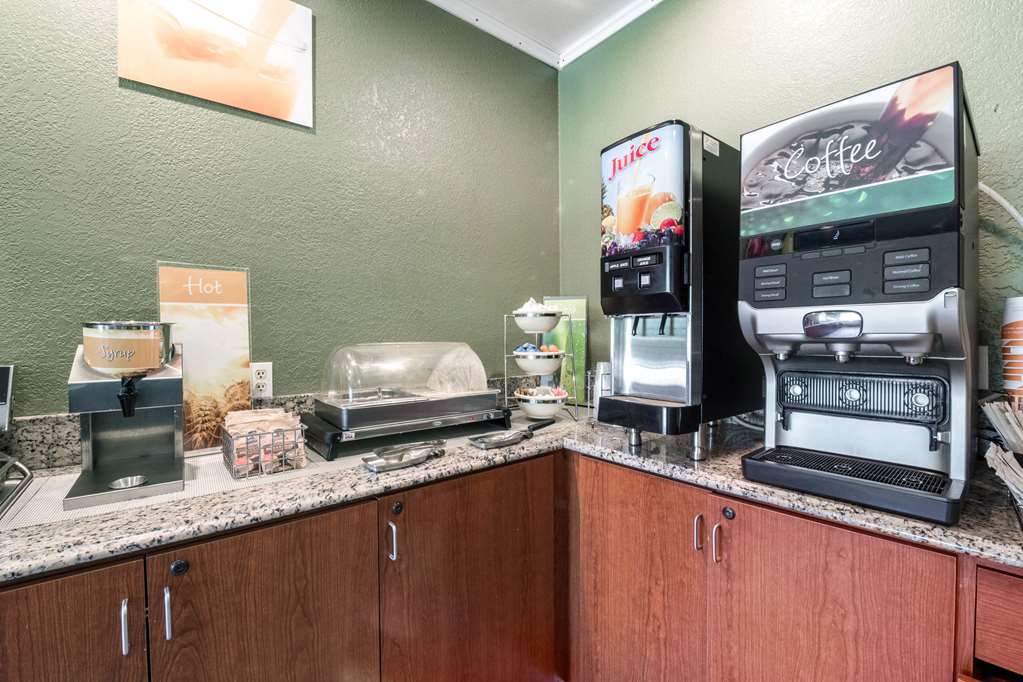 Quality Inn & Suites Bainbridge Island - photo 51