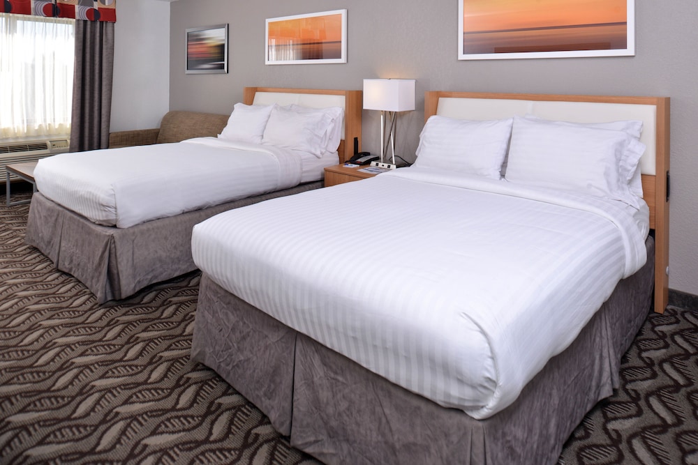 Holiday Inn Express & Suites Lonoke I 40 Exit 175 - photo 13