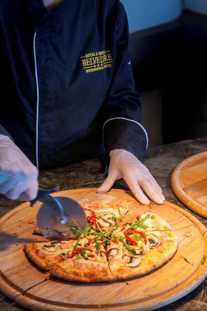 מזון ומשקאות