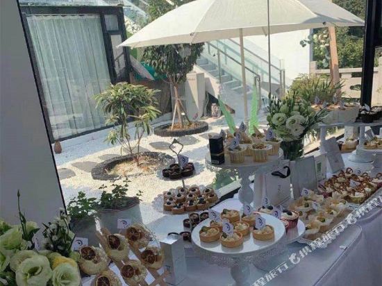 The Clouds Hotel in Suzhou, People's Republic of China