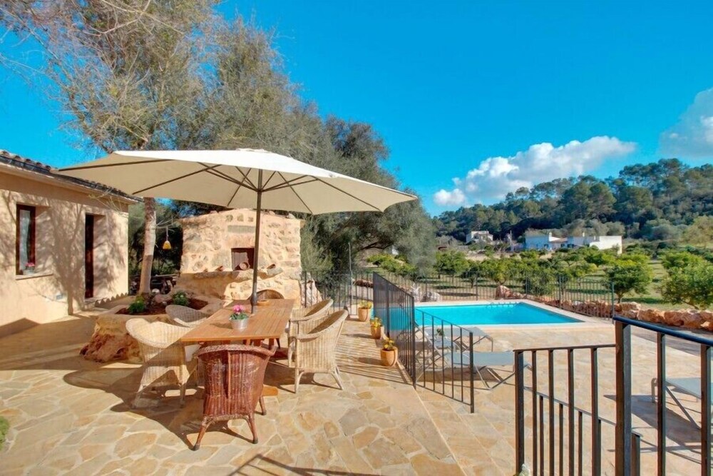 Finca S'Eri al — 4-Star Luxury Hotel in Costitx, Spain