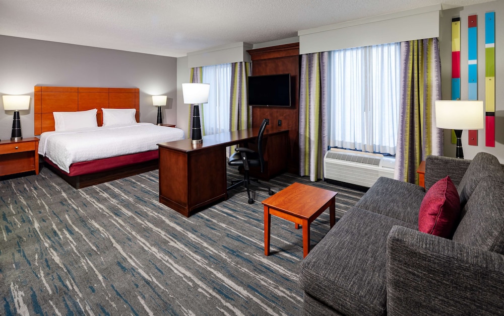 Hampton Inn & Suites Mobile I 65@ Airport Blvd - photo 24