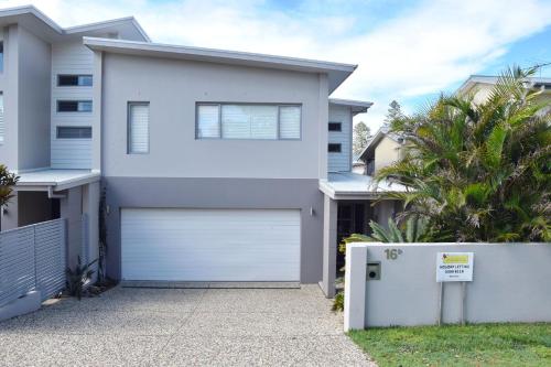 Cool and Calm Bring your own linen in South West Rocks, Australia