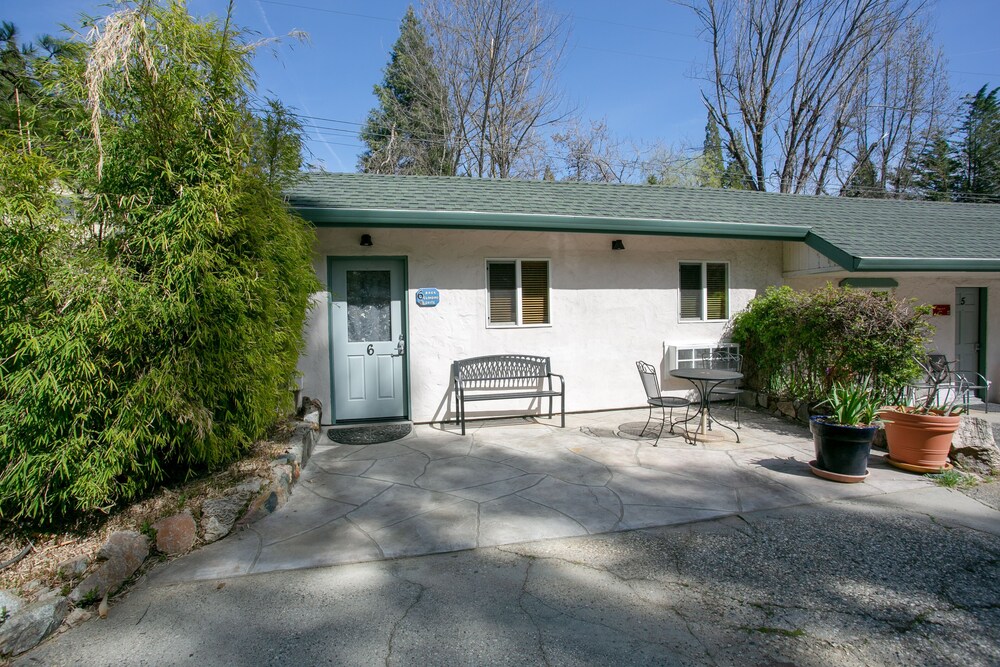 Outside Inn - photo 180