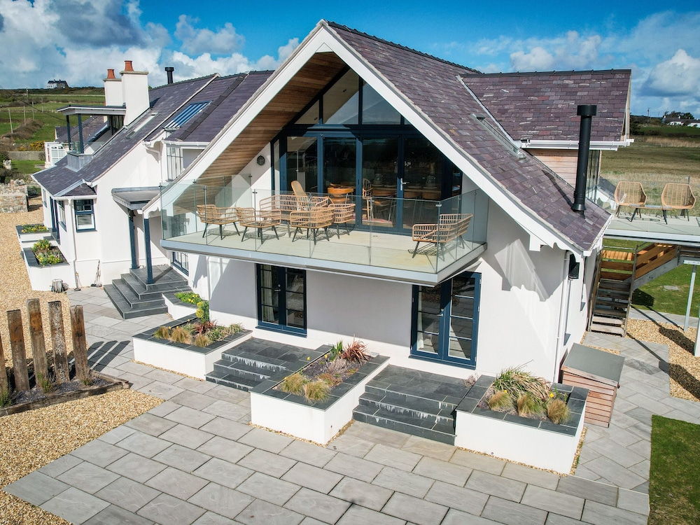 Glan Towyn in Holyhead, United Kingdom